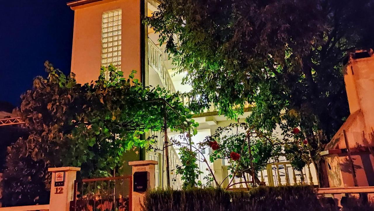 Apartment Amigo Seline Exterior foto